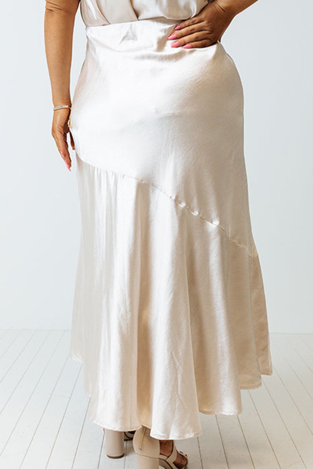 Plus Size Slit Ruffled Skirt