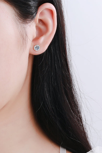 Inlaid 1 Carat Moissanite Stud Earrings