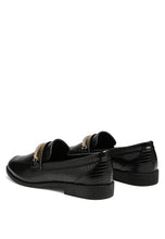 Load image into Gallery viewer, Vouse Low Block Loafers Adorned With Golden Chain

