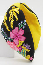 Load image into Gallery viewer, Floral Seed Beaded Headband
