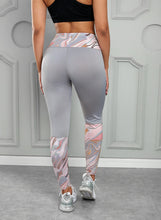 Load image into Gallery viewer, Printed Wide Waistband Active Leggings
