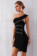 Load image into Gallery viewer, Asymmetric Neck Zipper Detail Party Dress
