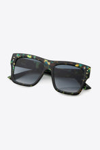 Load image into Gallery viewer, UV400 Patterned Polycarbonate Square Sunglasses
