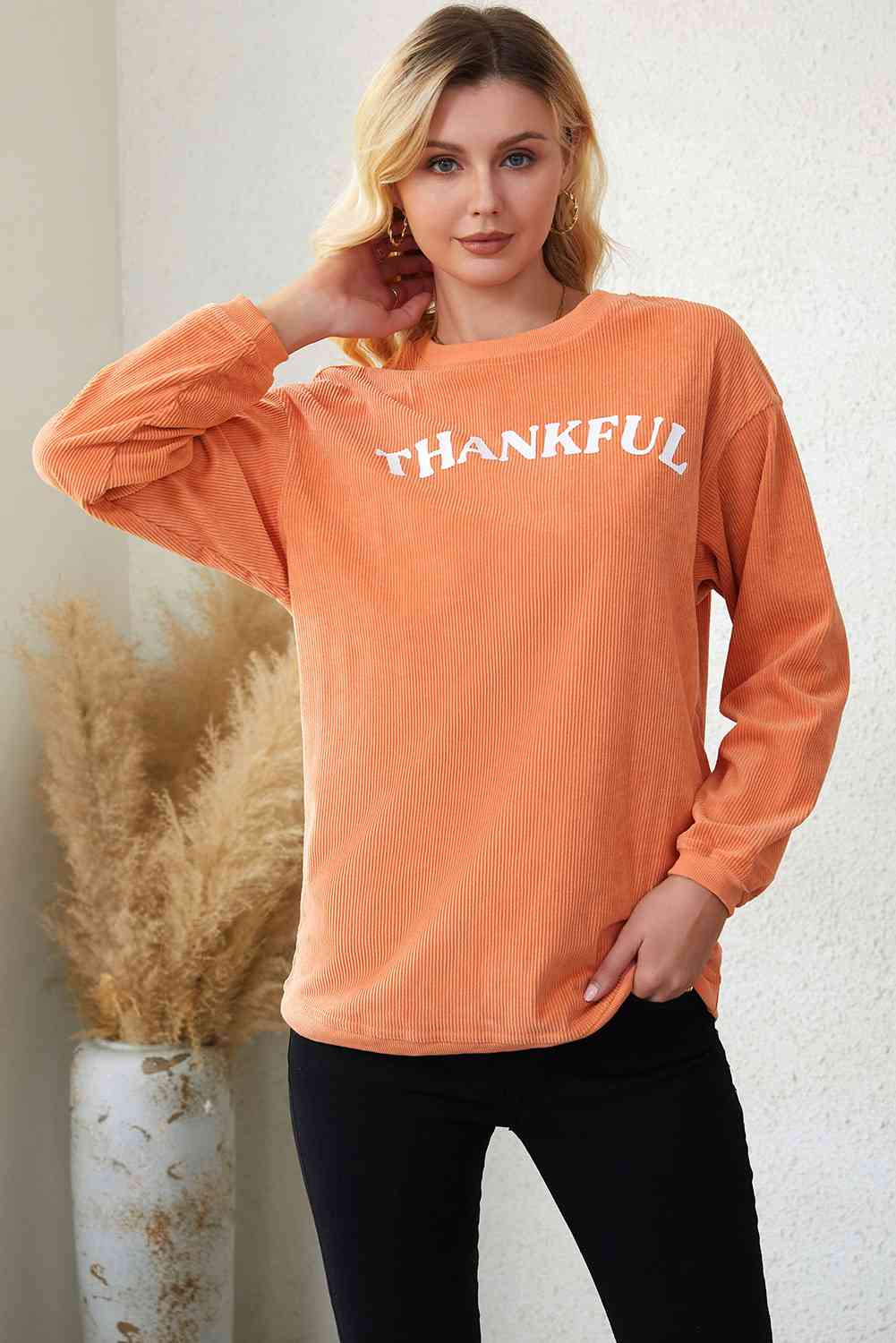 THANKFUL Graphic Round Neck Long Sleeve Sweatshirt