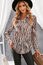 Load image into Gallery viewer, Animal Print Curved Hem Shirt
