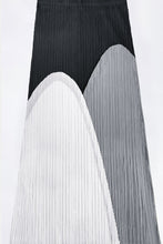 Load image into Gallery viewer, Tricolor Accordion Pleated Elastic Waist Skirt
