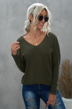 Load image into Gallery viewer, Twist Back Long Sleeve Knitted Top
