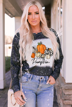 Load image into Gallery viewer, Round Neck Long Sleeve Pumpkin Graphic T-Shirt
