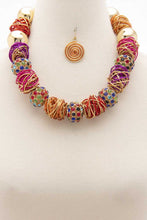 Load image into Gallery viewer, Chunky Beaded Wire Wrapped Necklace
