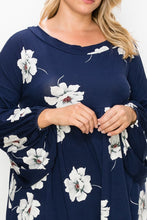 Load image into Gallery viewer, Floral, Bubble Sleeve Tunic Top
