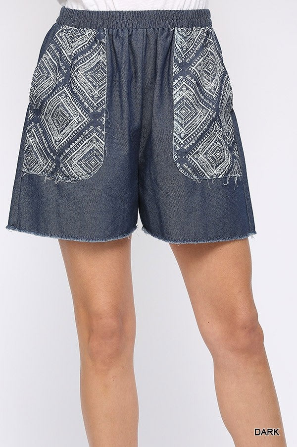 Denim And Print Pockets Elastic Waist Shorts With Raw Hem