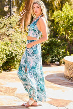 Load image into Gallery viewer, Back Elastic Waist Band Side Pockets Pleat Side Open Slit Tropical Print Pants
