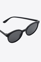 Load image into Gallery viewer, Round Full Rim Polycarbonate Frame Sunglasses
