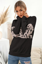 Load image into Gallery viewer, Contrast Leopard Crewneck Sweatshirt
