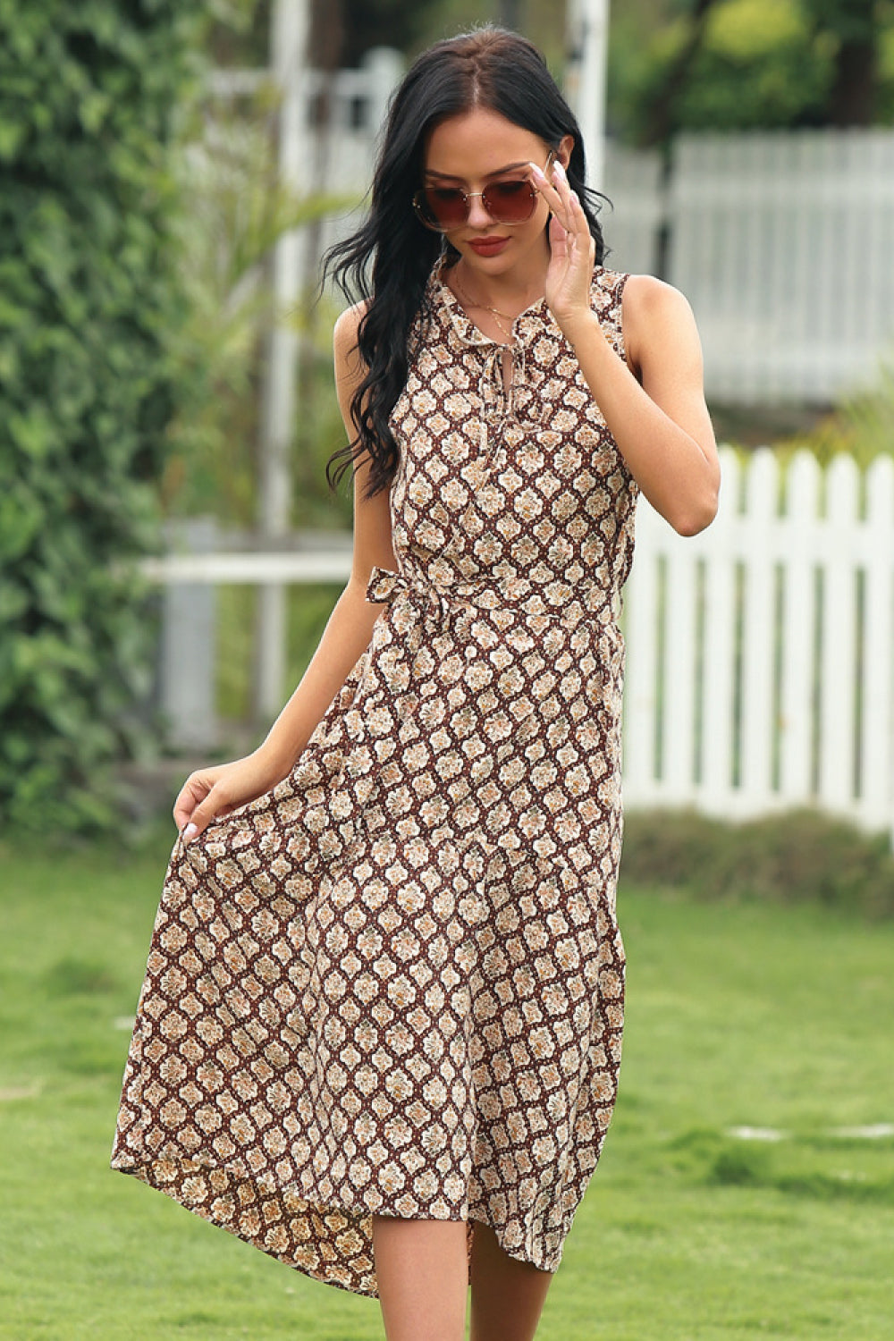 Quatrefoil Halter Lace-up Printed Dress