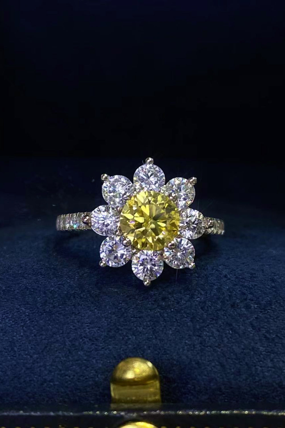 1 Carat Moissanite Floral Ring