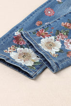 Load image into Gallery viewer, Floral Graphic Patchwork Distressed Jeans
