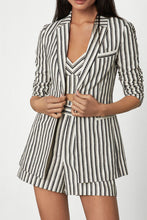 Load image into Gallery viewer, Cotton Linen Striped Blazer
