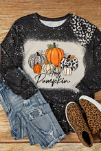 Load image into Gallery viewer, Round Neck Long Sleeve Pumpkin Graphic T-Shirt
